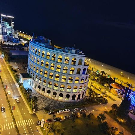 Luxury Apartments Batumi Exterior photo