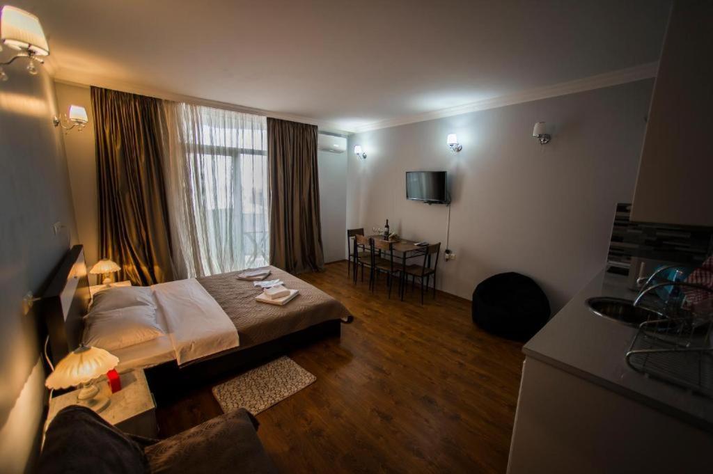 Luxury Apartments Batumi Exterior photo